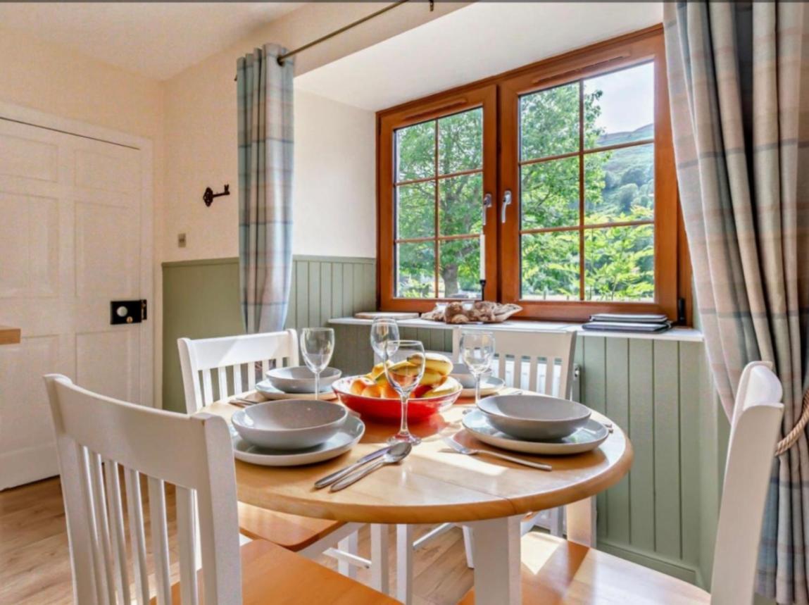 Rosemount Cottage One- Highland Cottage 가르베 외부 사진